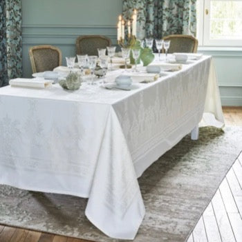 Beauregard White Napkins, Set of 4
